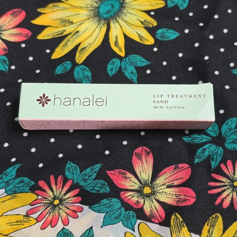 Hanalei Kukui Oil Moisturizing Lip Treatment Shade Sand